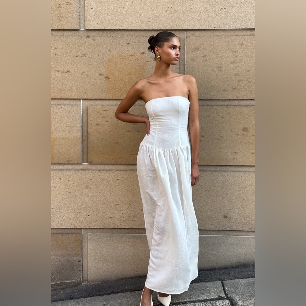 Meshki Audrina Strapless Linen Maxi Dress